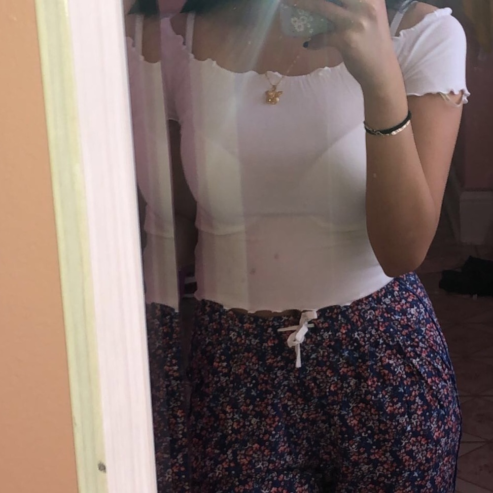 White crop top